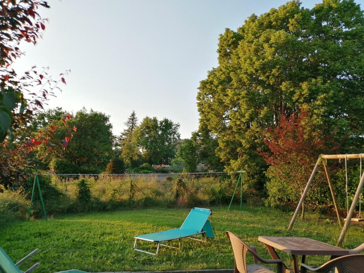 Chambre Campagne Uxelloise Uxeau Buitenkant foto